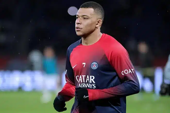 Mbappé ya ha firmado con el Real Madrid El francés será jugador madridista y fichará por cinco temporadas tienen un acuerdo cerrado y firmado