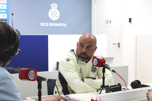 Manolo González