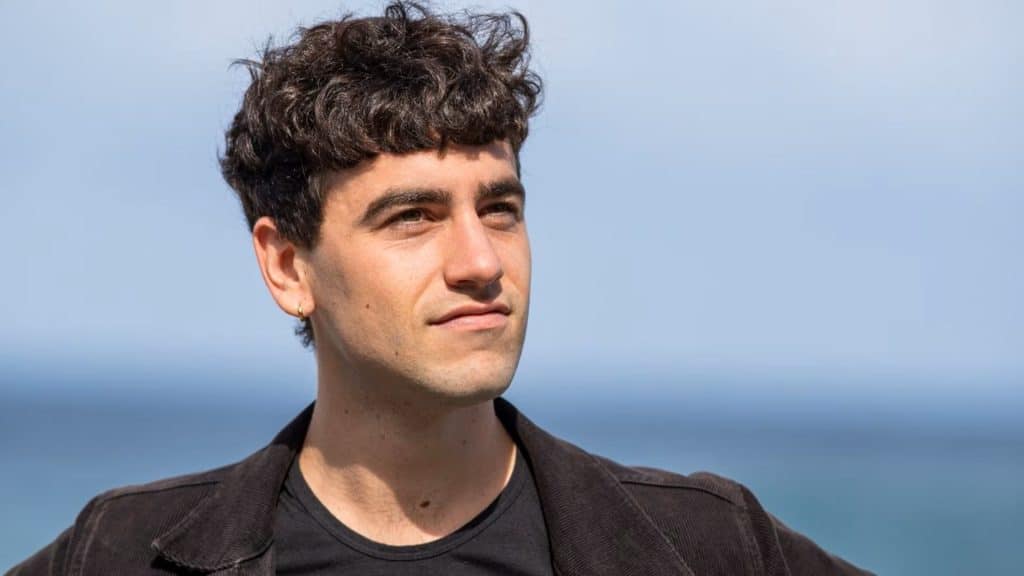 Alex Monner presenta “Los barbaros” en  La claqueta