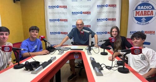 Los jóvenes protagonistas de “Voy a pasármelo bien” y  “Voy a pasármelo mejor” en La claqueta