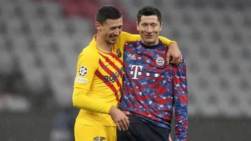 Lenglet, de risas con Lewandowski nada más caer eliminado