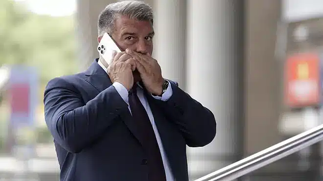 Joan Laporta anuncia más fichajes