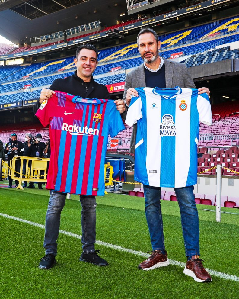 Xavi, no descarta sorpresas para el Derbi del Camp Nou