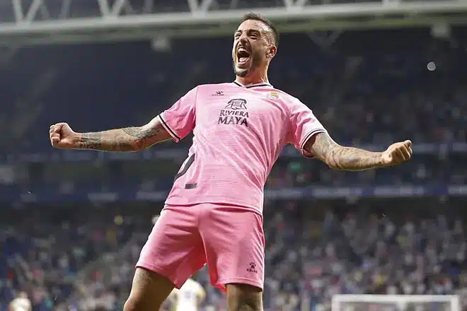 Joselu da la primera victoria del Espanyol en el RCDE Stadium